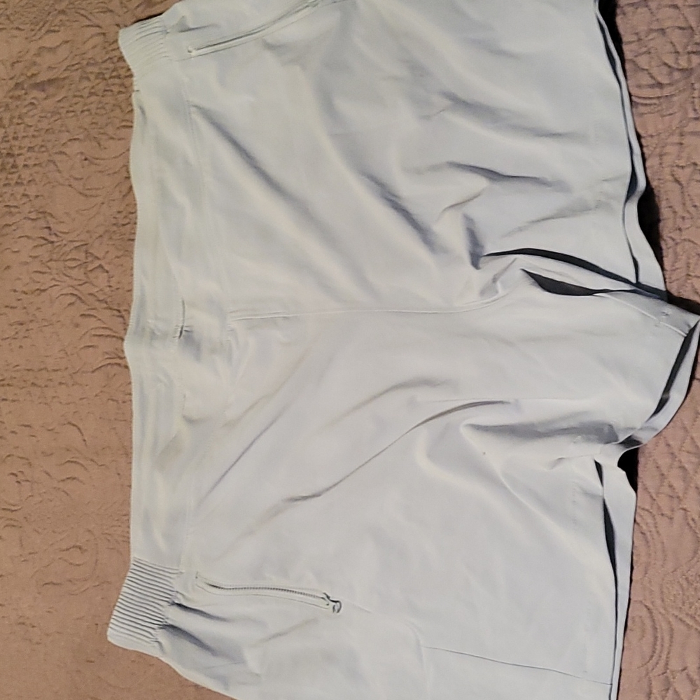Columbia shorts